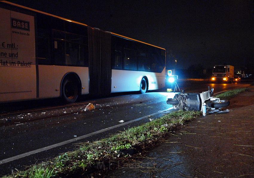 VU Roller KVB Bus Hoehenhauser Ring Koeln Muelheim P41.JPG